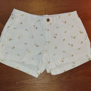 Women's White and Gold Printed Shorts